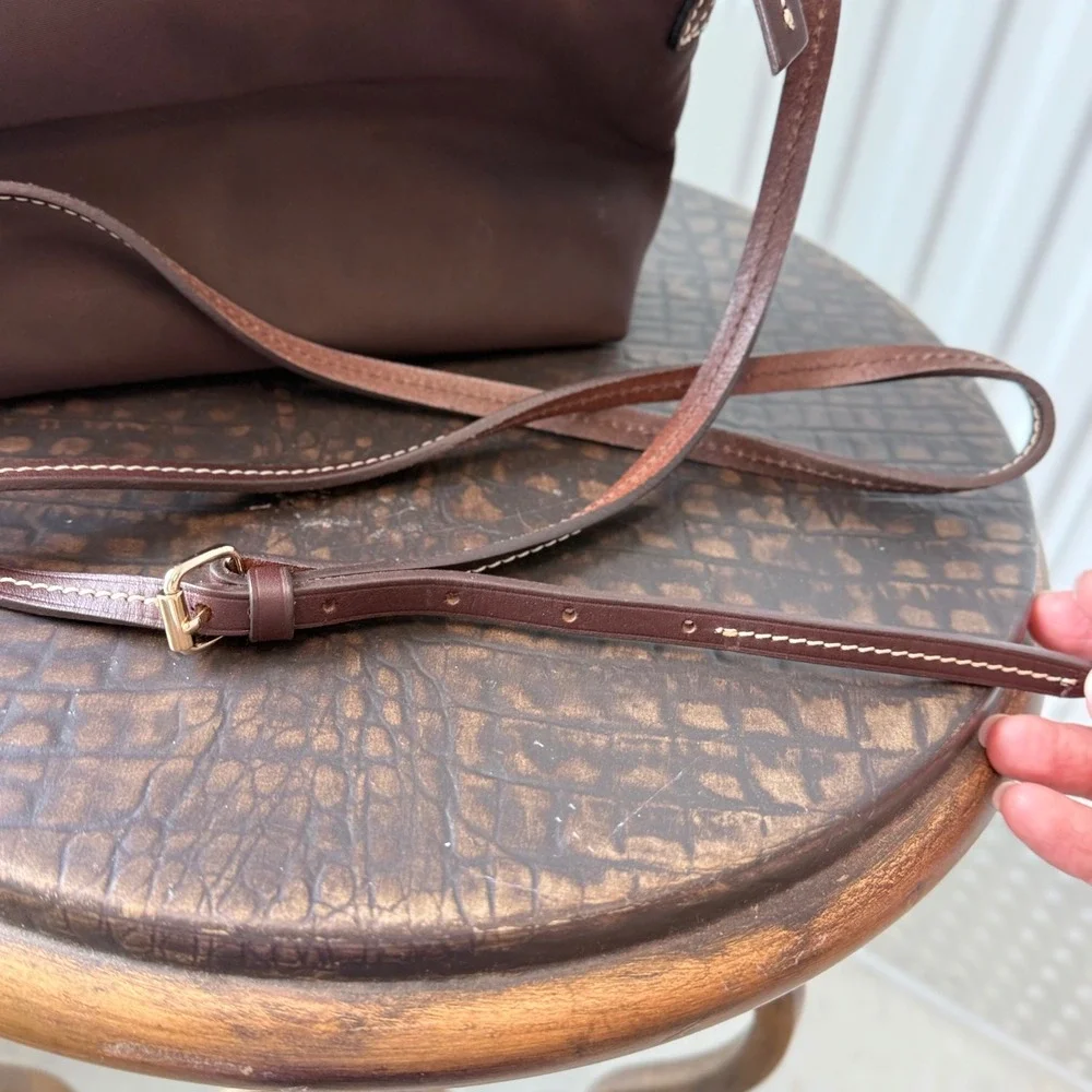Dooney & Bourke Crossbody Bag Womens O/S Brown Excellent Nylon Leather Trim Duck